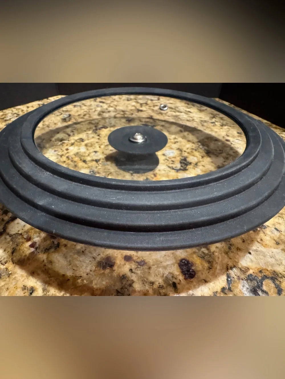 Universal Black Silicone Rim Tempered Glass Vented Lid Fits Multi Size Pots